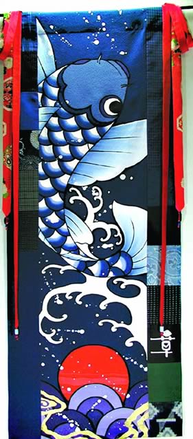 タペストリー　昇鯉